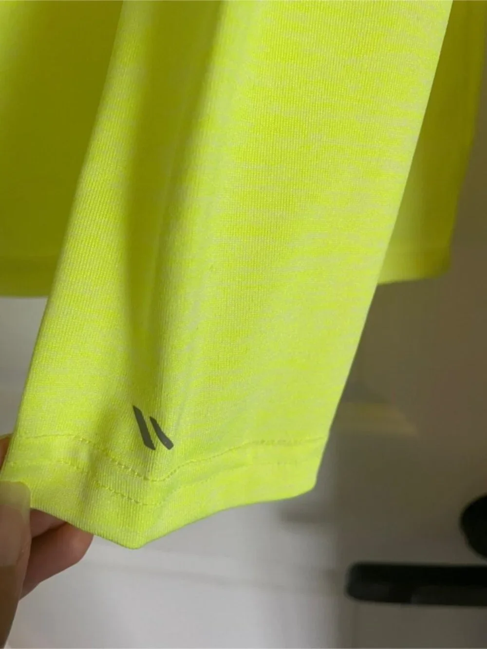 Under Armour Neon Yellow RUN Long-Sleeve Performance Top (703)